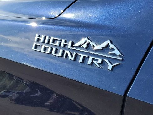Used 2023 Chevrolet Tahoe High Country AWD/4WD image 40