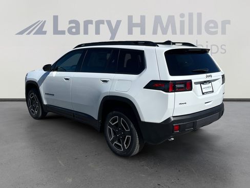 New 2026 Jeep Cherokee Limited AWD/4WD image 3