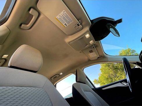 Used 2021 Ford Escape SE image 22