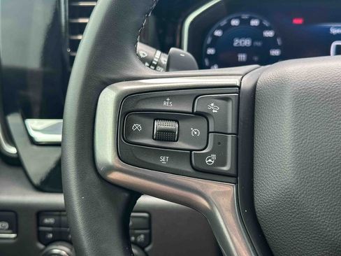 Used 2025 Chevrolet Silverado 1500 LT Trail Boss w/ Convenience Package II AWD/4WD image 24