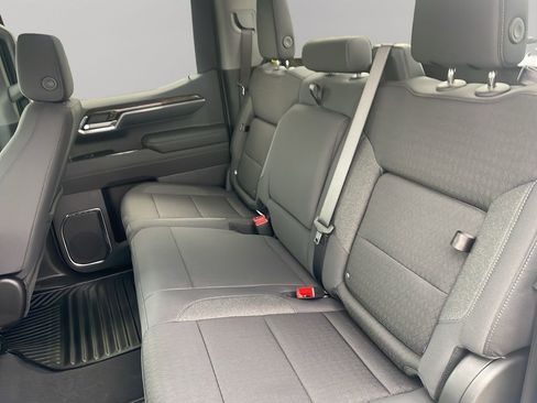 New 2026 GMC Sierra 1500 Elevation image 9