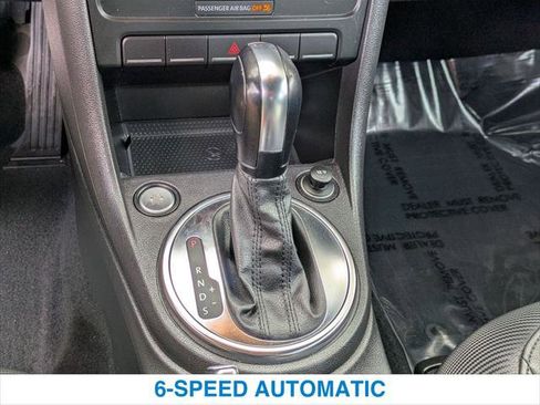Used 2013 Volkswagen Beetle 2.5 image 18