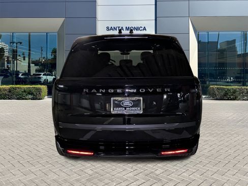 New 2026 Land Rover Range Rover Long Wheelbase SE AWD/4WD image 4