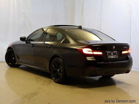 Certified 2023 BMW 540i xDrive w/ M Sport Package AWD/4WD image 9