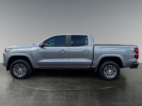 Used 2023 Chevrolet Colorado LT w/ LT Convenience Package AWD/4WD image 5