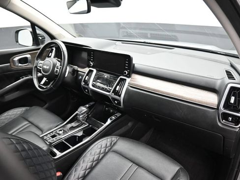 Used 2022 Kia Sorento SX Prestige AWD/4WD image 59