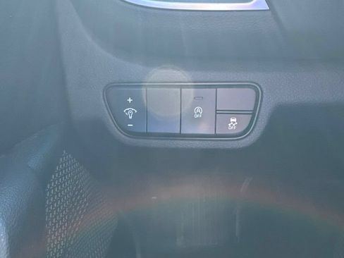 Certified 2024 Kia Seltos EX AWD/4WD image 17