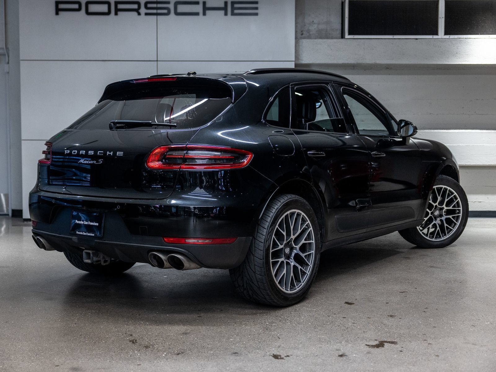 Used 2017 Porsche Macan S AWD/4WD image 8