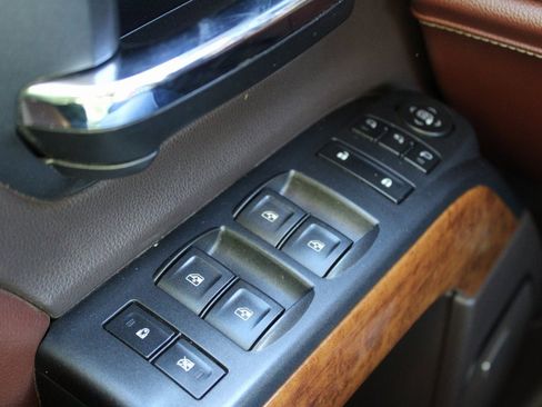 Used 2015 Chevrolet Silverado 3500 High Country w/ Duramax Plus Package image 30