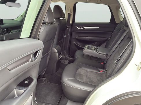Used 2018 MAZDA CX-5 Touring image 16