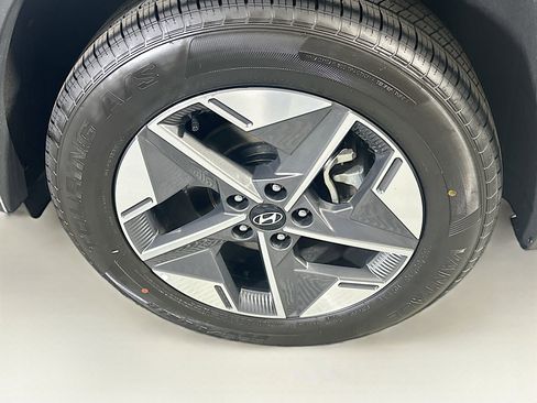 Used 2025 Hyundai Tucson SEL image 11