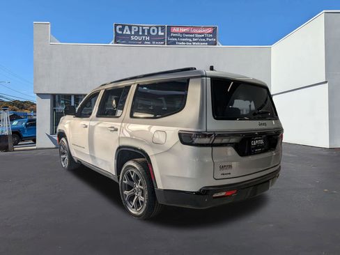 New 2026 Jeep Grand Wagoneer Limited w/ Premium Group II AWD/4WD image 3