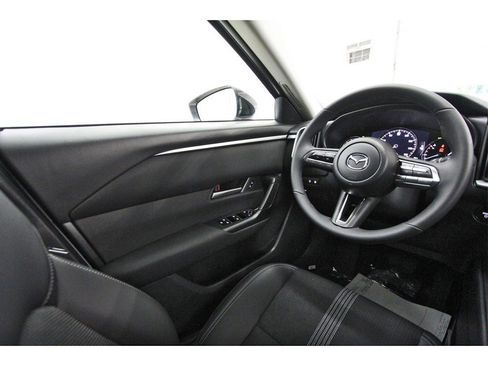 Certified 2025 MAZDA CX-50 2.5 Hybrid w/ Preferred Pkg image 8