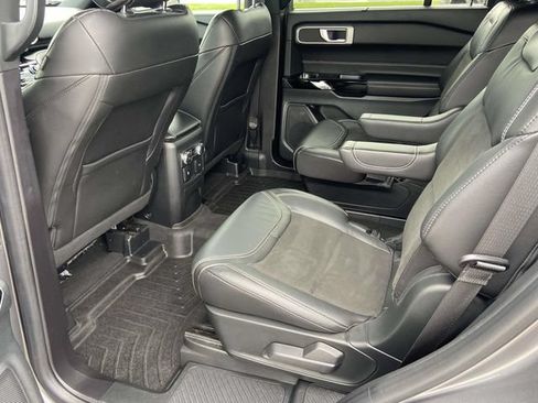 Used 2022 Ford Explorer ST w/ ST Street Pack RWD image 10