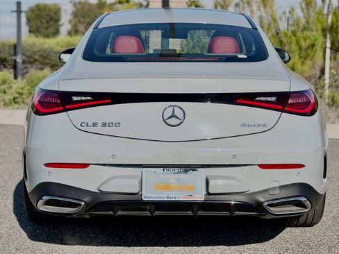 Used 2024 Mercedes-Benz CLE 300 4MATIC Coupe image 9