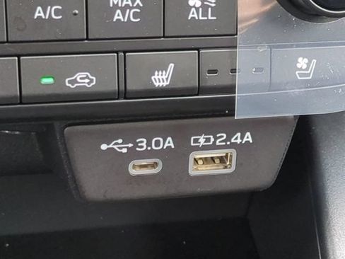 Used 2026 Subaru Outback Wilderness AWD/4WD image 28