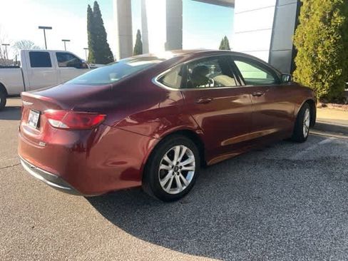 Used 2015 Chrysler 200 Limited image 15