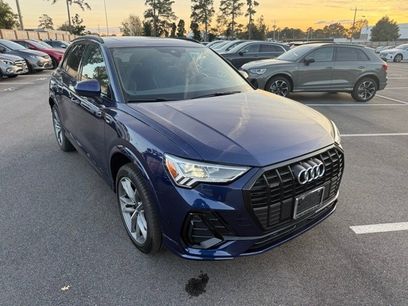 Certified 2025 Audi Q3 2.0T Premium w/ Convenience Package