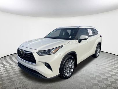 Used 2021 Toyota Highlander Limited