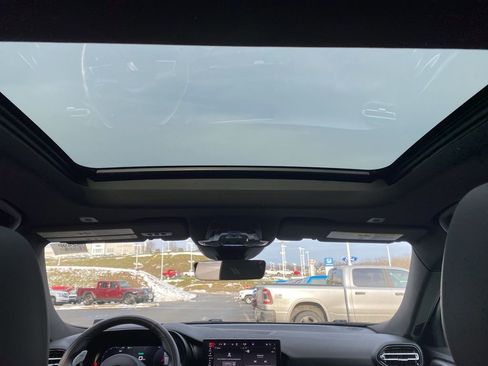 Used 2024 Dodge Hornet R/T Plus w/ Tech Pack Plus w/o Parking image 22