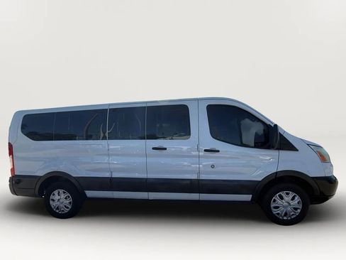 Used 2015 Ford Transit 350 XLT image 7