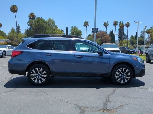 Used 2015 Subaru Outback 2.5i Limited AWD/4WD image 2