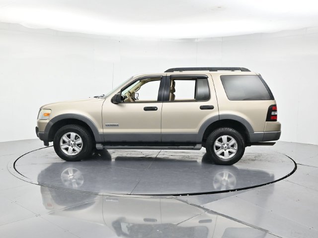 Used 2006 Ford Explorer XLT AWD/4WD image 7