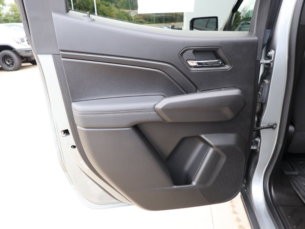 Certified 2024 Chevrolet Colorado LT w/ LT Convenience Package II AWD/4WD image 24