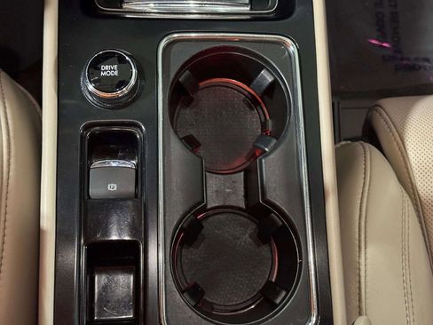 Certified 2022 Lincoln Corsair Grand Touring w/ Elements Technology Bundle image 14