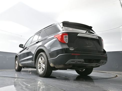 Used 2022 Ford Explorer XLT w/ Equipment Group 202A image 24