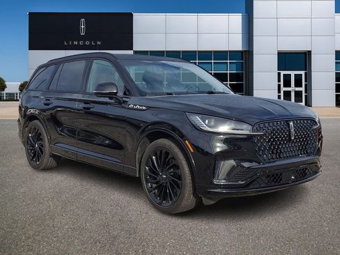 Certified 2025 Lincoln Aviator Reserve w/ Jet Appearance Package RWD image 1
