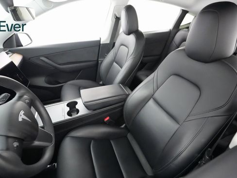 Used 2021 Tesla Model Y Performance image 7