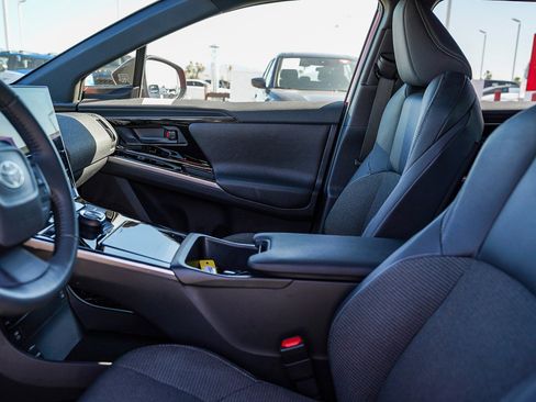 Used 2023 Toyota bZ4X XLE w/ Weather Package image 18