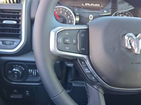 New 2026 RAM 1500 Big Horn AWD/4WD image 34