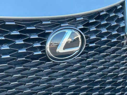 Used 2021 Lexus IS 300 AWD w/ Comfort Package image 10