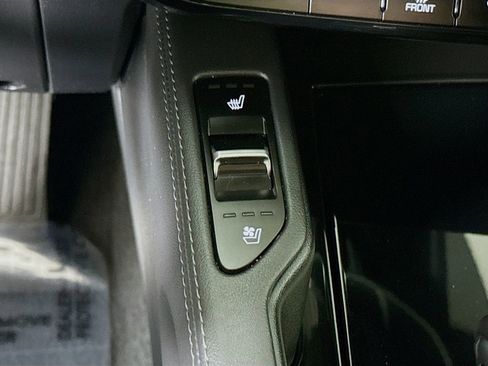 Used 2023 Kia Telluride EX X-Line image 12