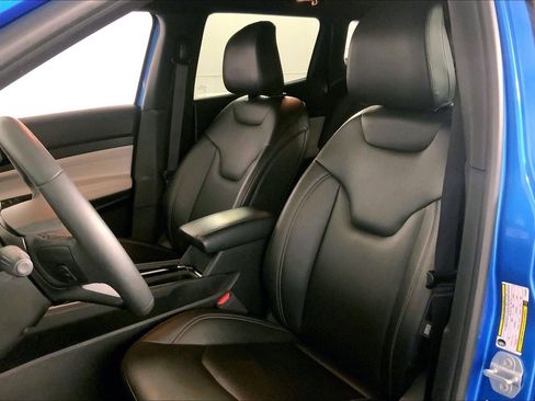 Used 2025 Jeep Compass Limited AWD/4WD image 22