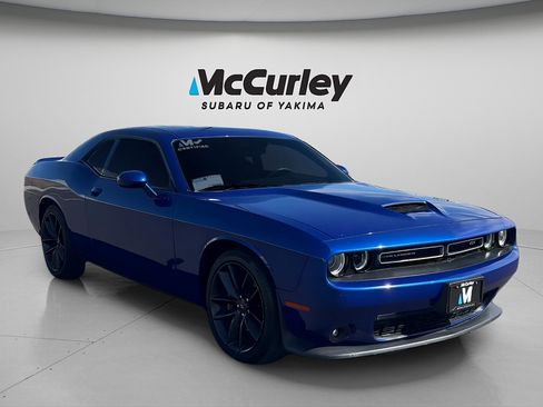 Used 2021 Dodge Challenger GT w/ Performance Handling Group RWD image 8