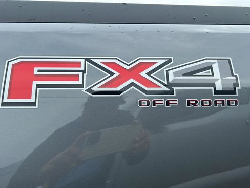 Certified 2024 Ford Maverick Lariat w/ FX4 Off-Road Package AWD/4WD image 32