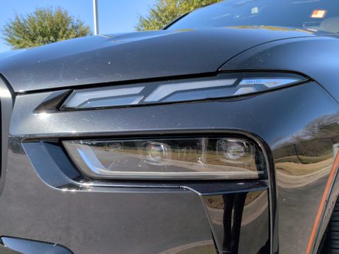 Certified 2024 BMW X7 M60i w/ Executive Package image 3