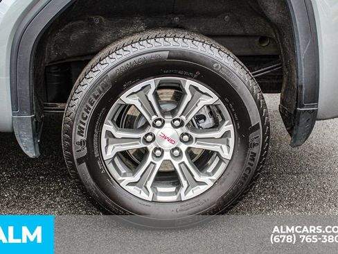 Used 2026 GMC Sierra 1500 SLT RWD image 15