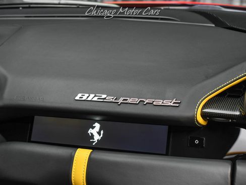 Used 2021 Ferrari 812 Superfast RWD image 29