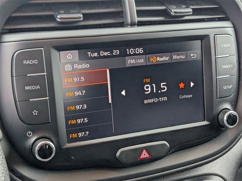 Used 2024 Kia Soul LX w/ Option Group 015 image 22