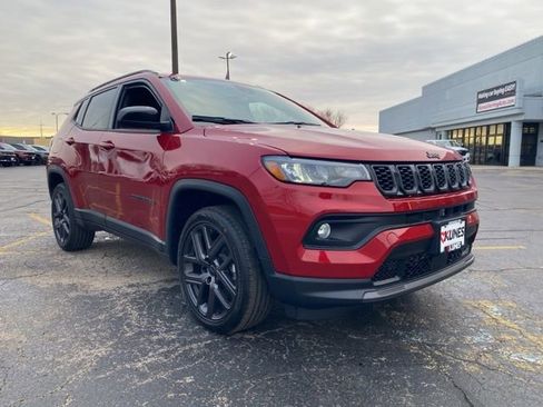 New 2026 Jeep Compass Latitude image 2