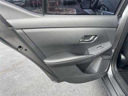 Used 2024 Nissan Sentra SV image 21