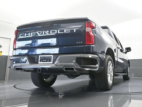 Used 2022 Chevrolet Silverado 1500 LTZ w/ Technology Package AWD/4WD image 65