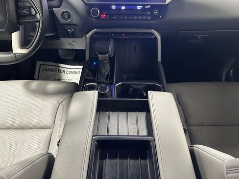 Used 2025 Toyota Tundra Limited image 41