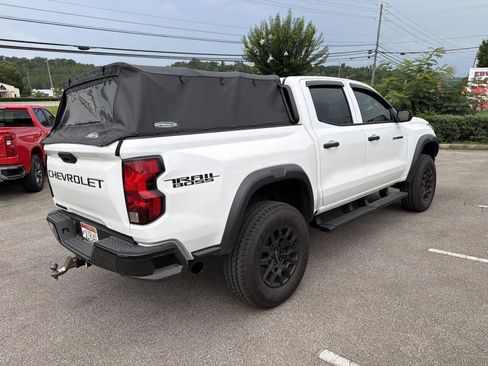 Used 2026 Chevrolet Colorado Trail Boss AWD/4WD image 3
