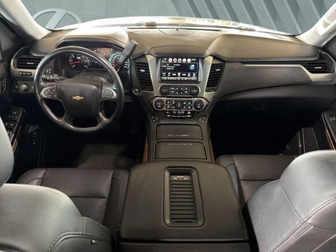 Used 2018 Chevrolet Suburban Premier AWD/4WD image 13