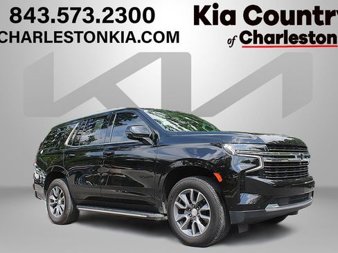 Used 2022 Chevrolet Tahoe LT w/ LT Signature Package RWD image 1